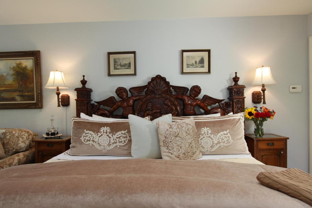 Old Monterey Inn エクステリア 写真
