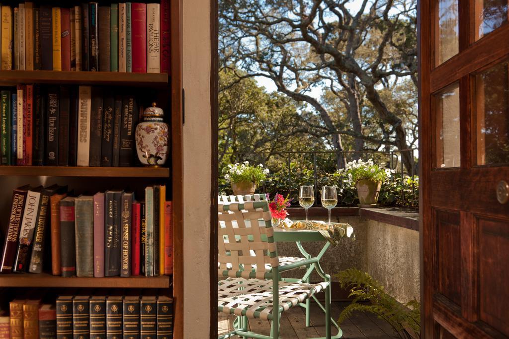 Old Monterey Inn 部屋 写真