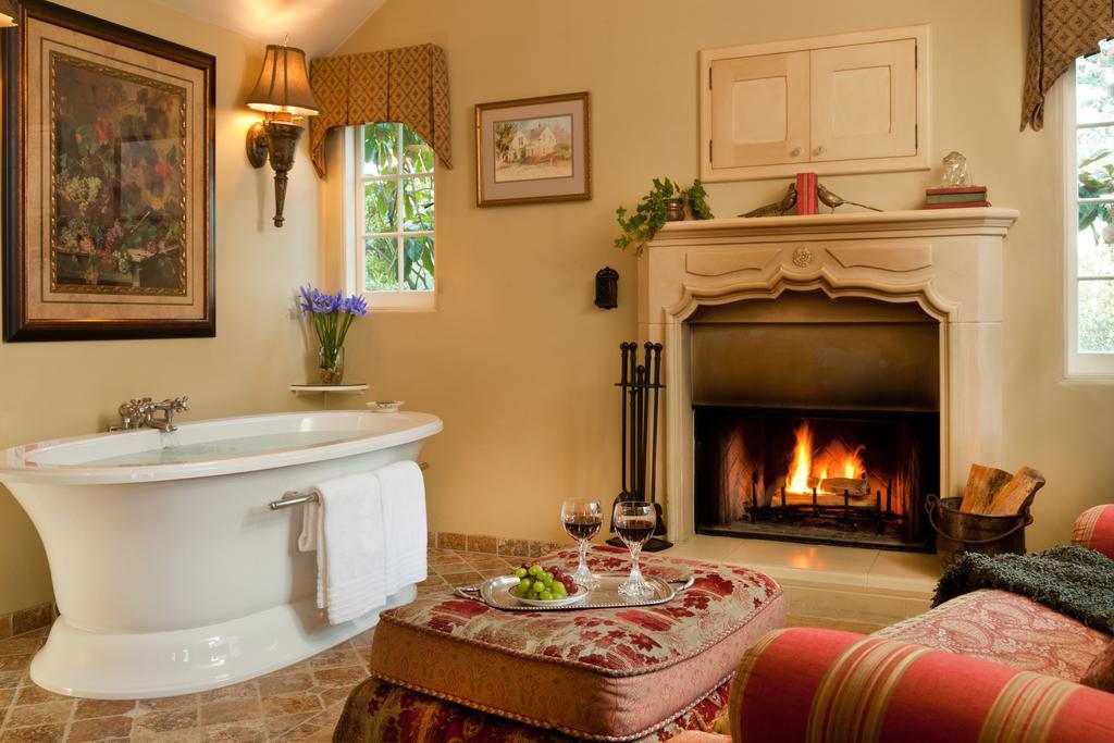 Old Monterey Inn 部屋 写真