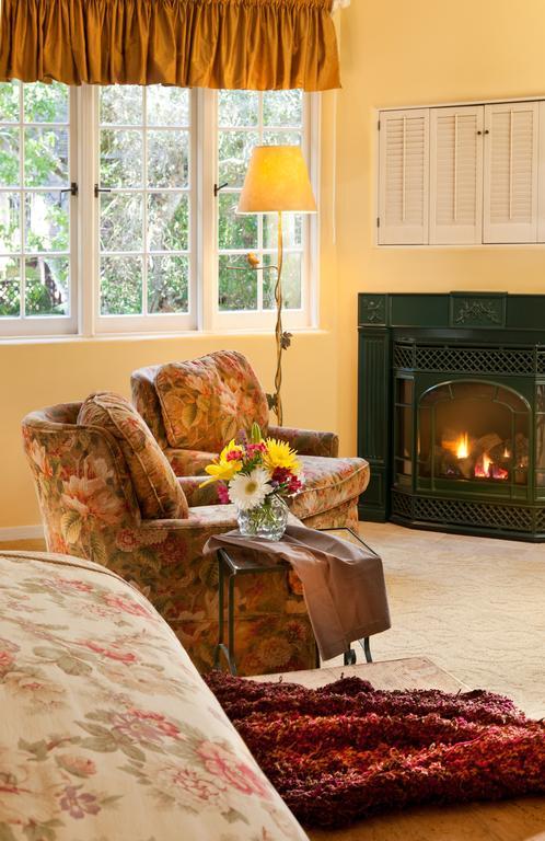 Old Monterey Inn 部屋 写真