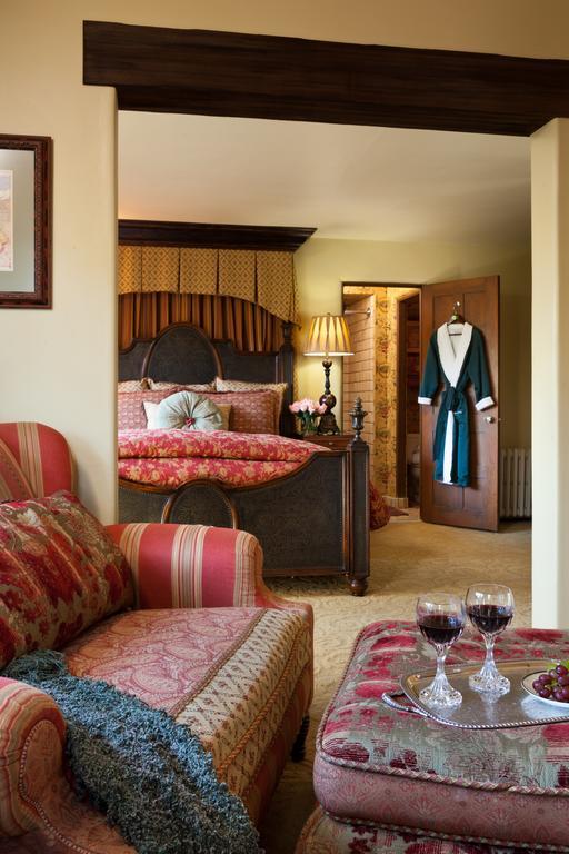 Old Monterey Inn 部屋 写真
