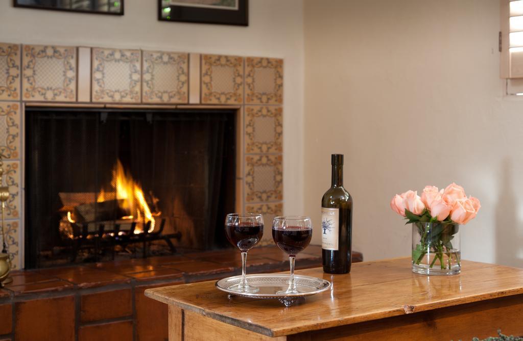 Old Monterey Inn 部屋 写真