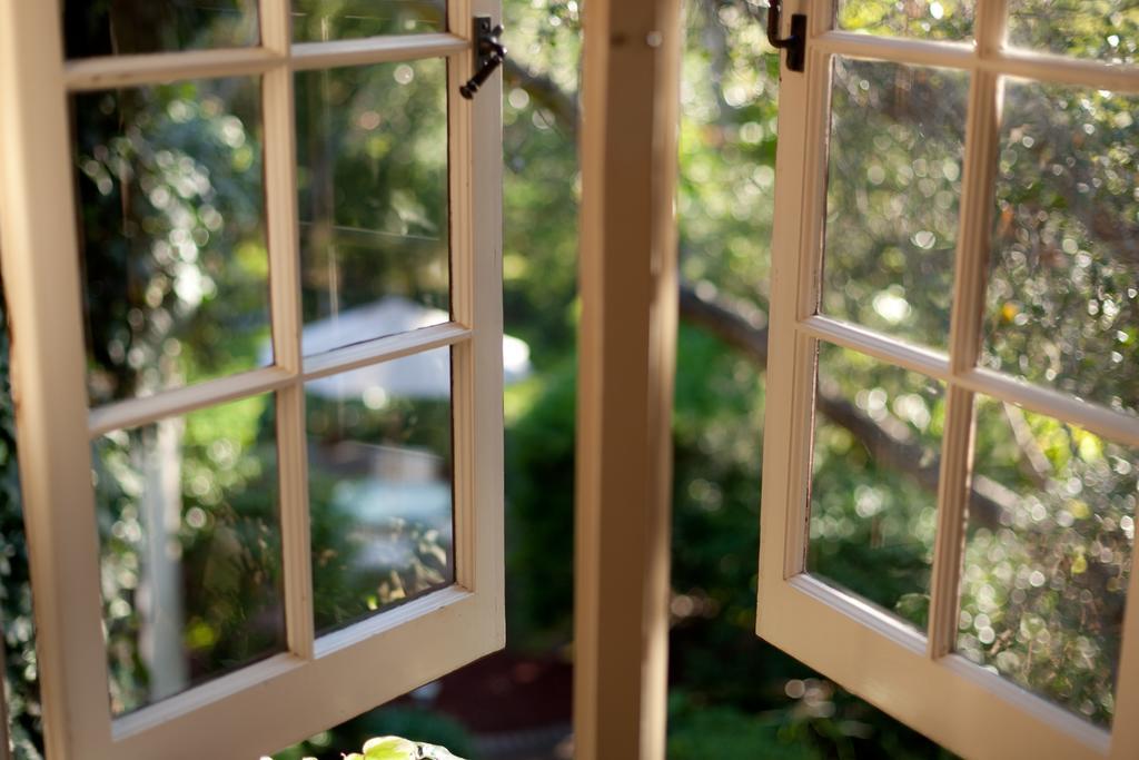 Old Monterey Inn 部屋 写真