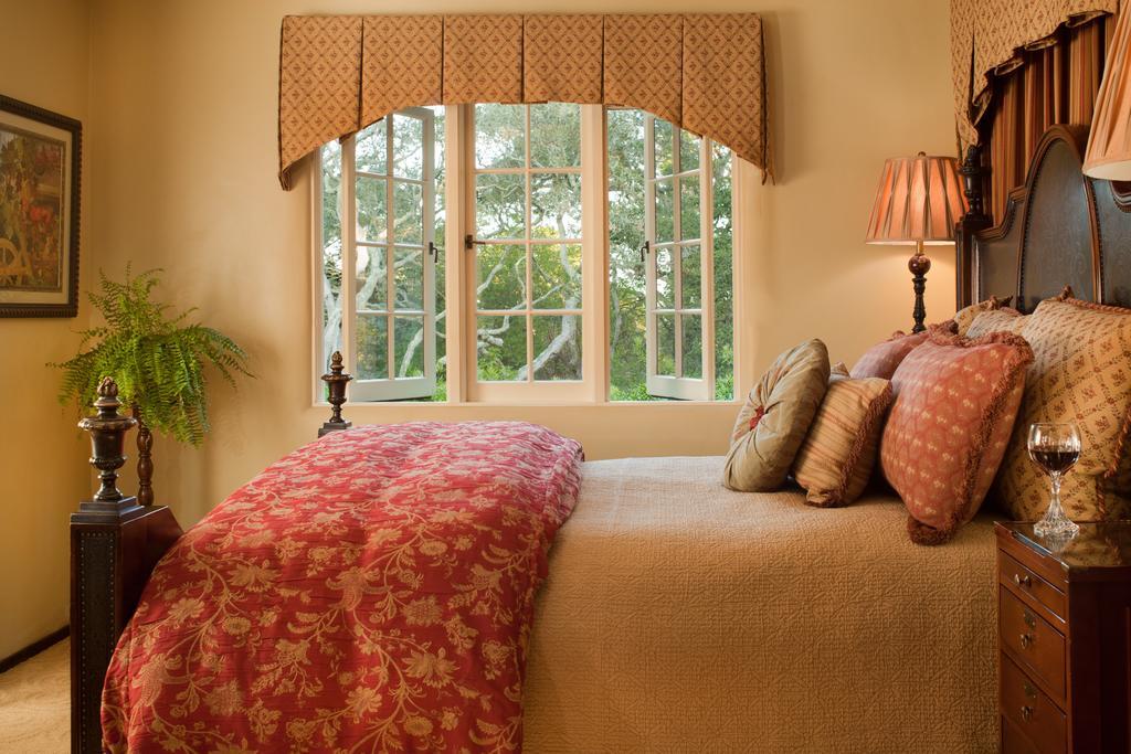 Old Monterey Inn 部屋 写真